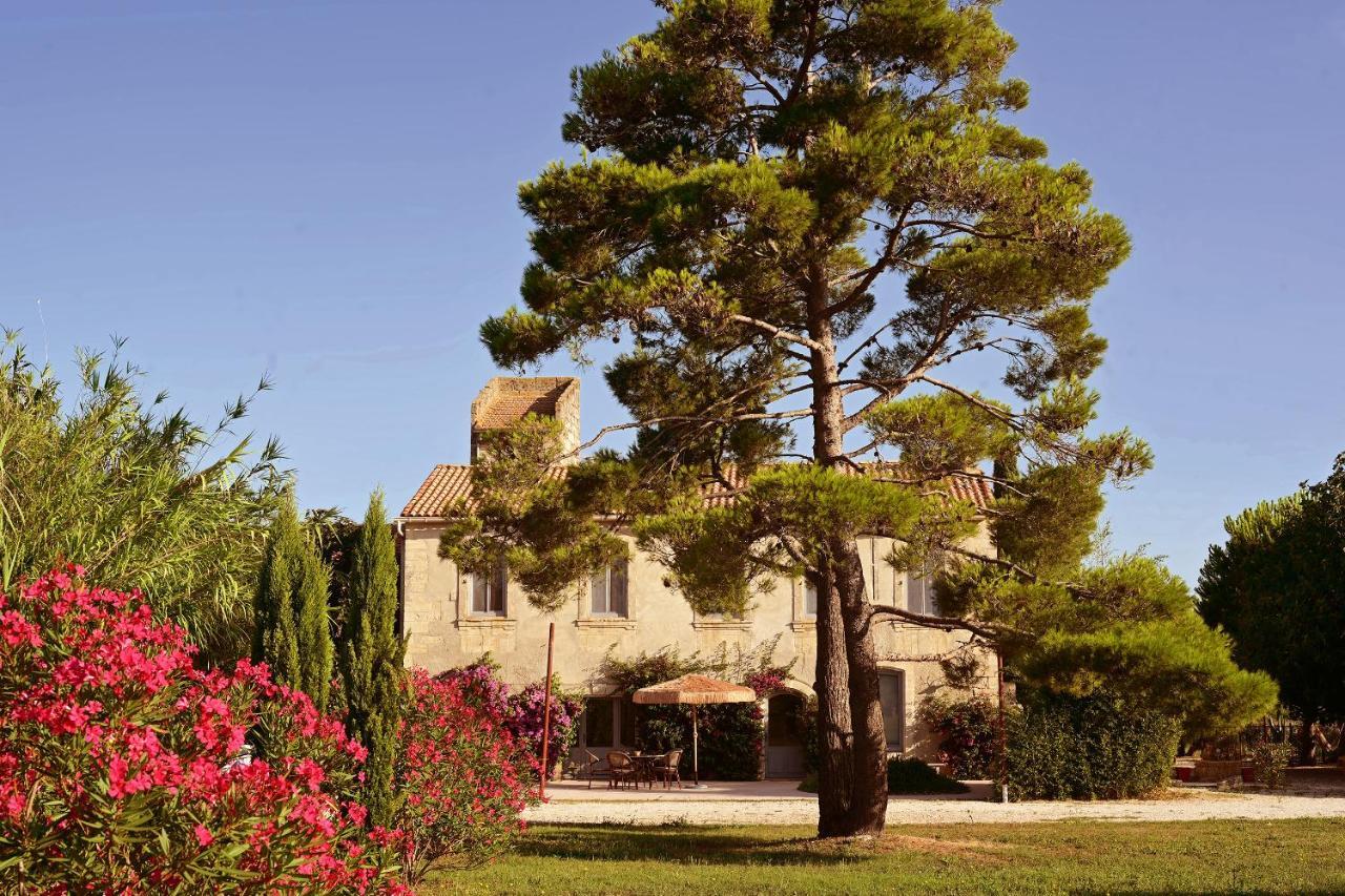 Maison Tara Verte Au Mas Montredon Arles Exterior foto