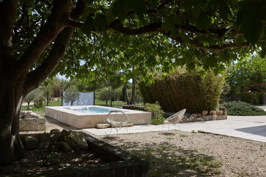 Maison Tara Verte Au Mas Montredon Arles Exterior foto