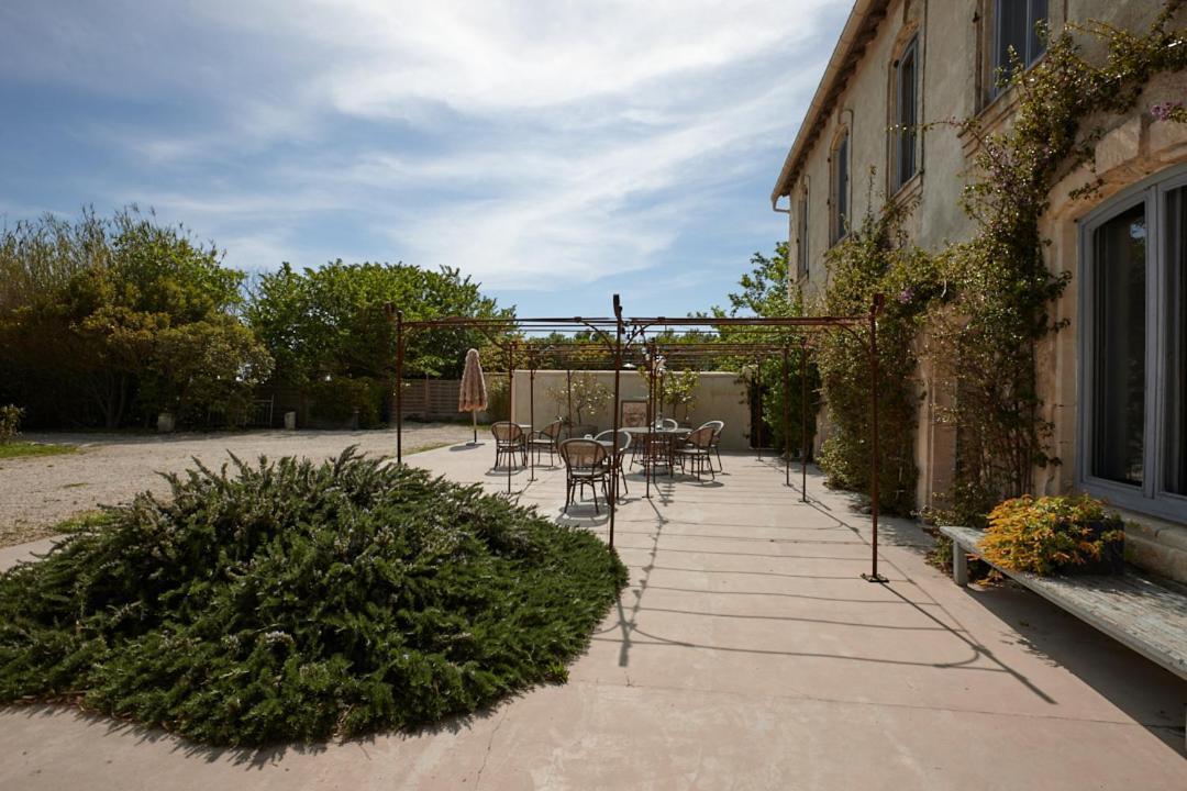 Maison Tara Verte Au Mas Montredon Arles Exterior foto